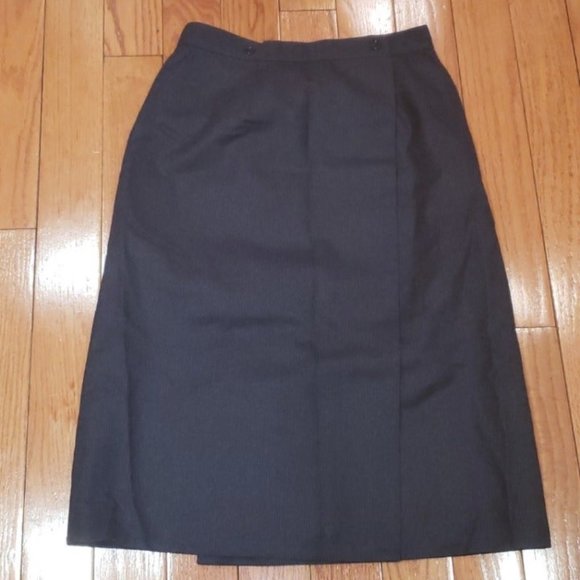 Harve Benard 100% wool wrap A-line skirt size 4-6